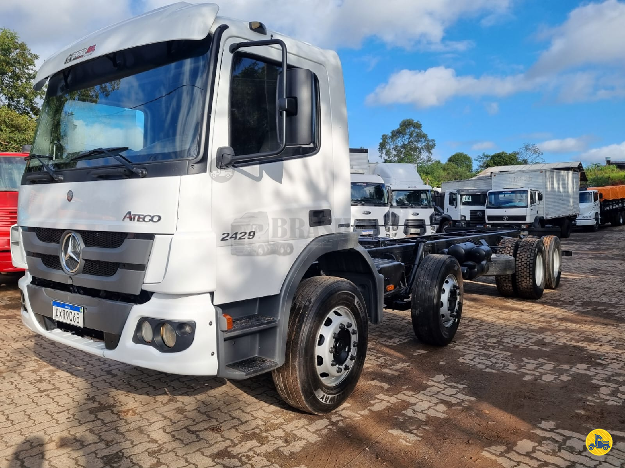 CAMINHAO MERCEDES-BENZ MB 2429 Chassis BiTruck 8x2 Brasil Sul Caminhões PORTAO RIO GRANDE DO SUL RS